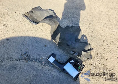 2021 Honda Accord Lx z USA, uszkodzony, nr VIN 1HGCV1F12MA076079